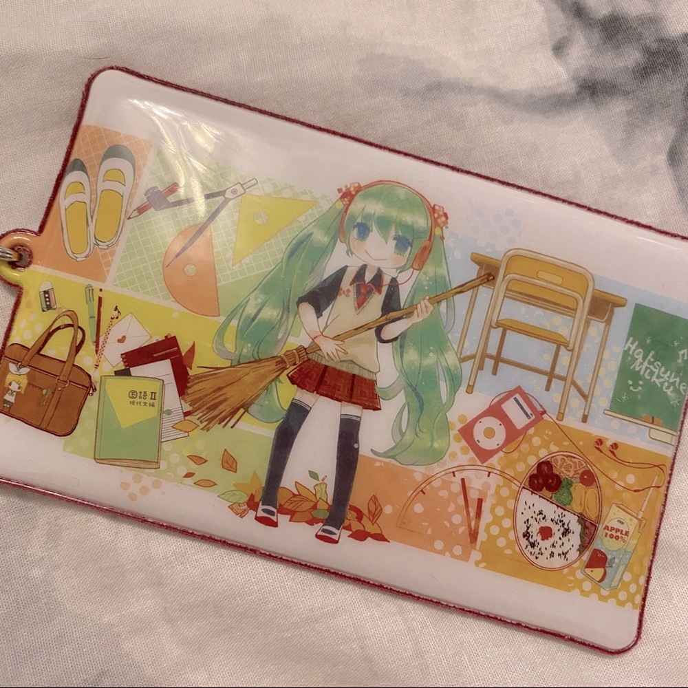 Hatsune Miku Phone Charm